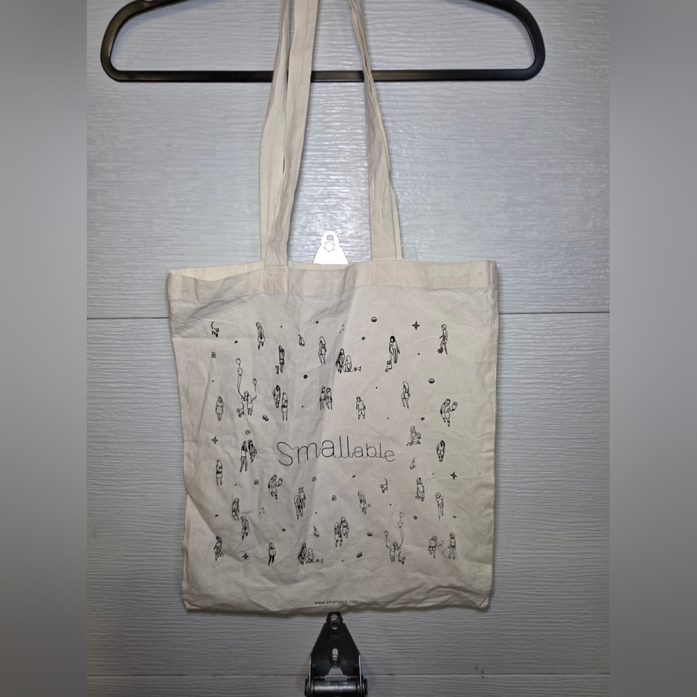 Smallable Cream Tote Bag with Artistic Design